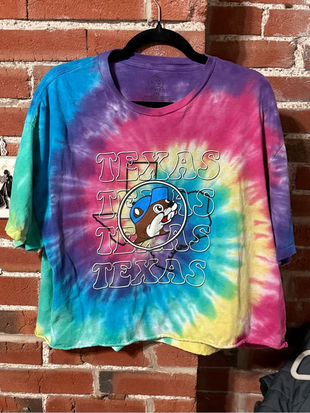 Tie-Dye Buc-ee’s'Texas' Graphic Cropped Tee